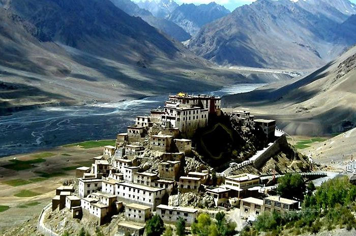 awesome-tour-travels-gallery-monestry-spiti-beauty
